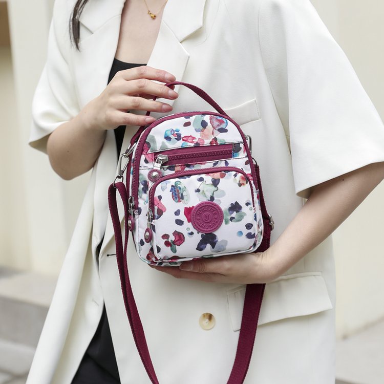 Túi Đeo Chéo Bằng Vải Nylon Siêu Nhẹ Nhiều Lớp Phong Cách Hàn Quốc Thời Trang Mới Cho Nữ