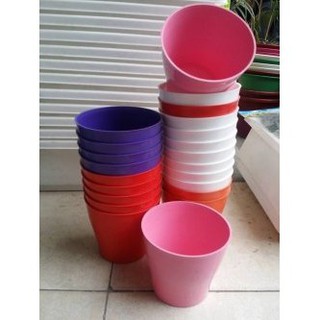 Chậu nhựa tròn dáng đứng itali DK=25cm trồng hoa, cây cảnh hàng nhập khẩu và phân phối chính hãng.
