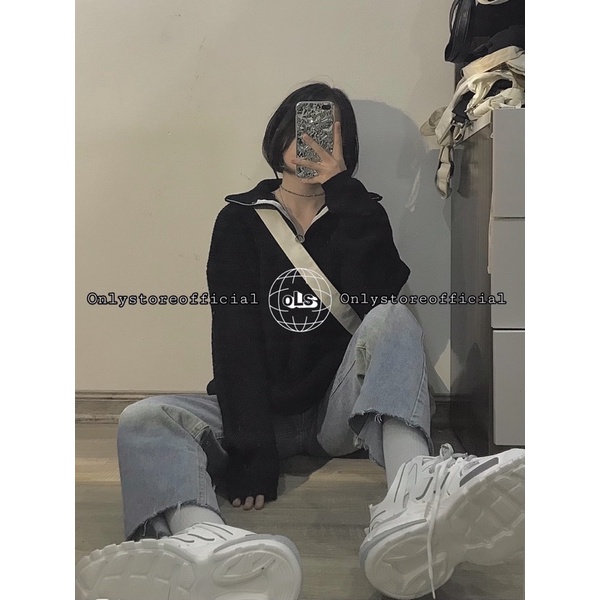 Áo len cổ lọ có khoá và quần jeans rách gấu, nhận hàng có vấn đề liên hệ shop trước khi đánh giá