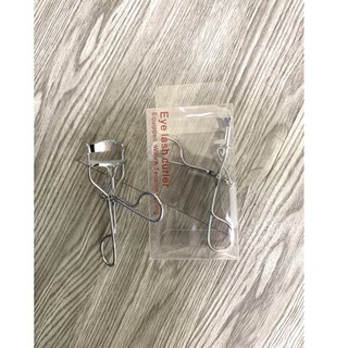 Dụng cụ bấm mi nội địa Trung