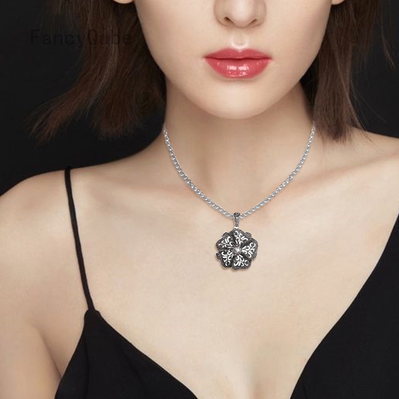 Dây Chuyền Mặt Hình Hoa Năm Cánh
