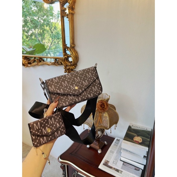 Set Túi Chữ M, Túi Đeo Chéo Bì Thư Size 20cm
