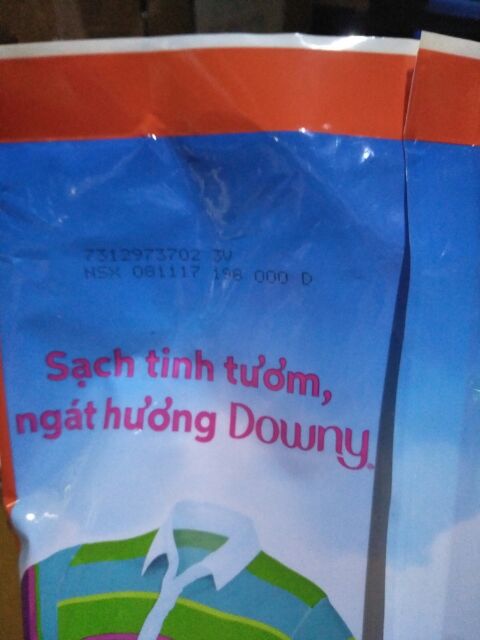 Tide trắng đột phá hương Downy 5kg giá hạ nhiệt.