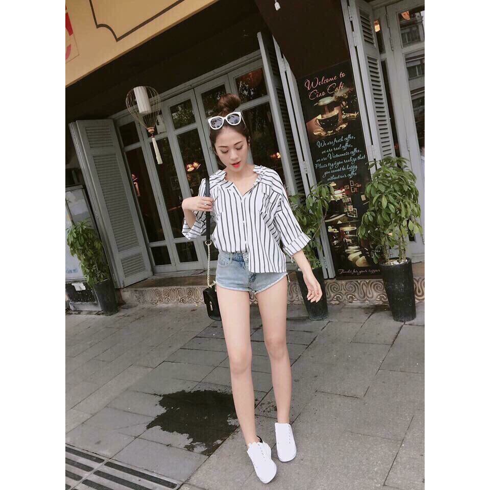 Áo sơ mi nữ form rộng sọc cá tính