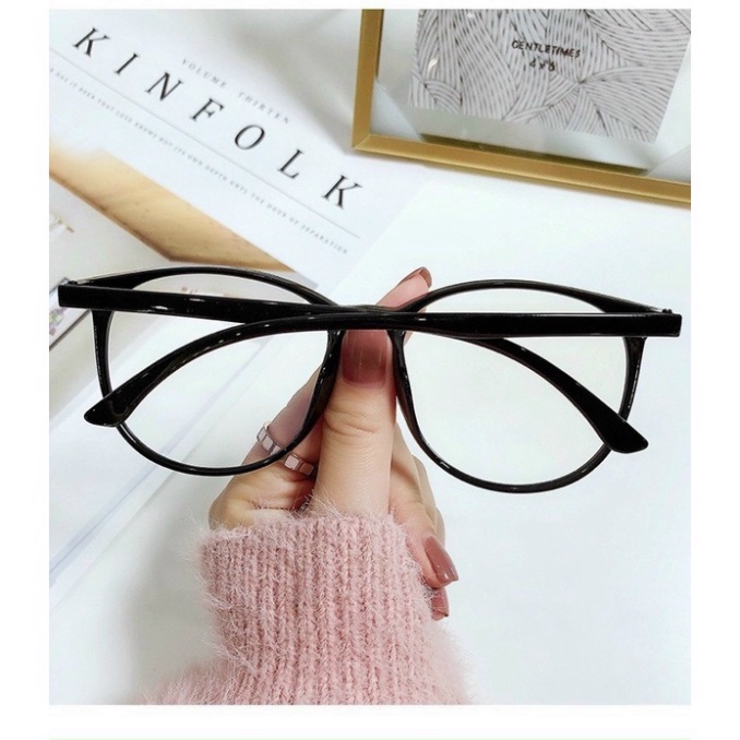 Kính Mắt Tròn Gọng Mảnh