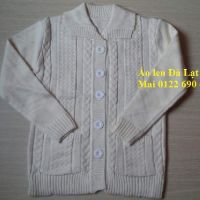 Áo khoác len cho người lớn tuổi