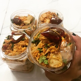 Khoai lang lắc khô gà
