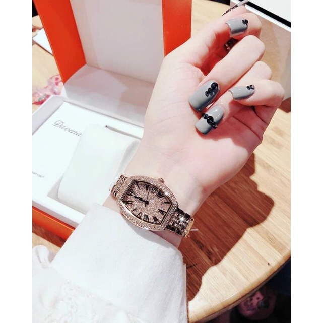 Đồng hồ nữ Davena oval 30mm đủ 2 màu