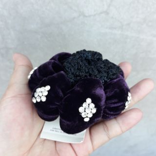 Chụp tóc nhung búi cao trung niên