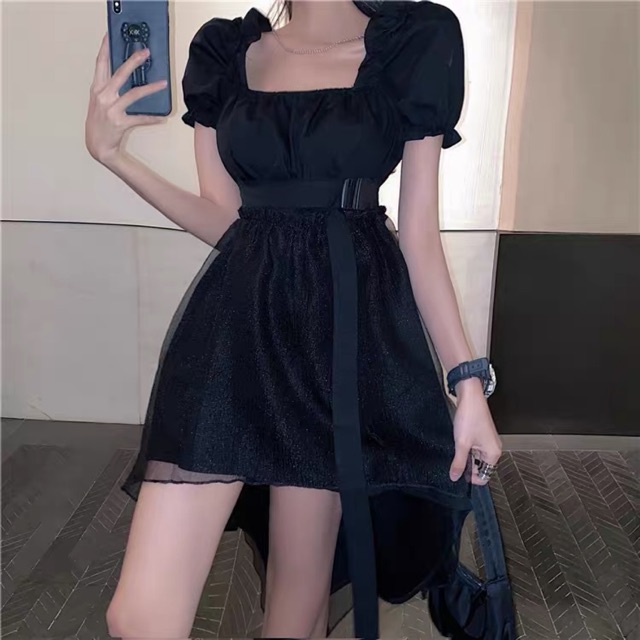 Đầm ren đuôi tôm xoè thắt eo