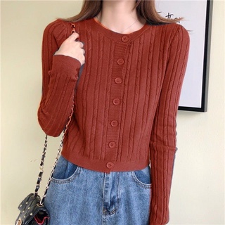 Áo len vặn thừng cổ tròn