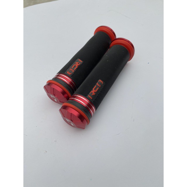 [Giá 1 đôi] Bao tay RCB gù nhôm cao su mịn.