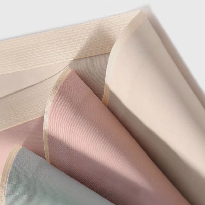 Quần lót lụa lưng thấp không đường may quyến rũ cho nữ