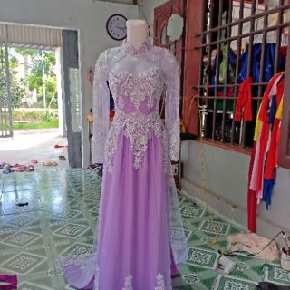 Bộ áo dài màu tím cà