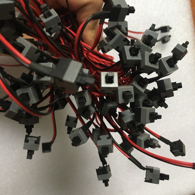 Dây nút nguồn power giá 2 chiếc