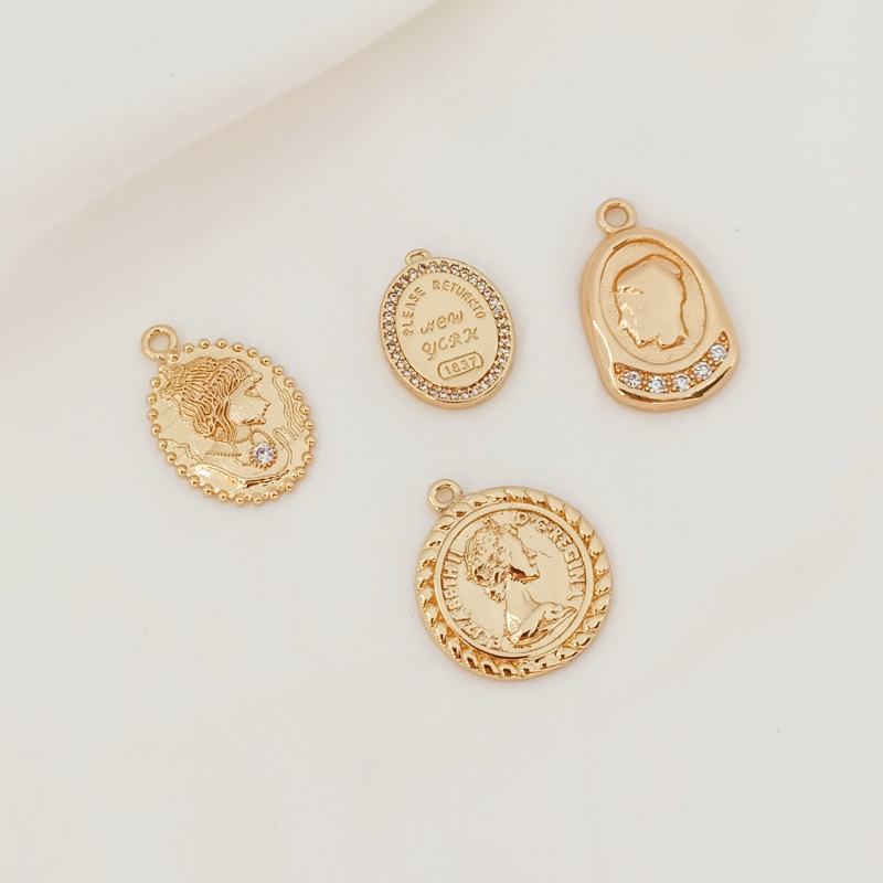 Mặt Dây Chuyền 14K Hình Đồng Xu Khắc Chữ Queen Màu Sắc Cổ Điển diy