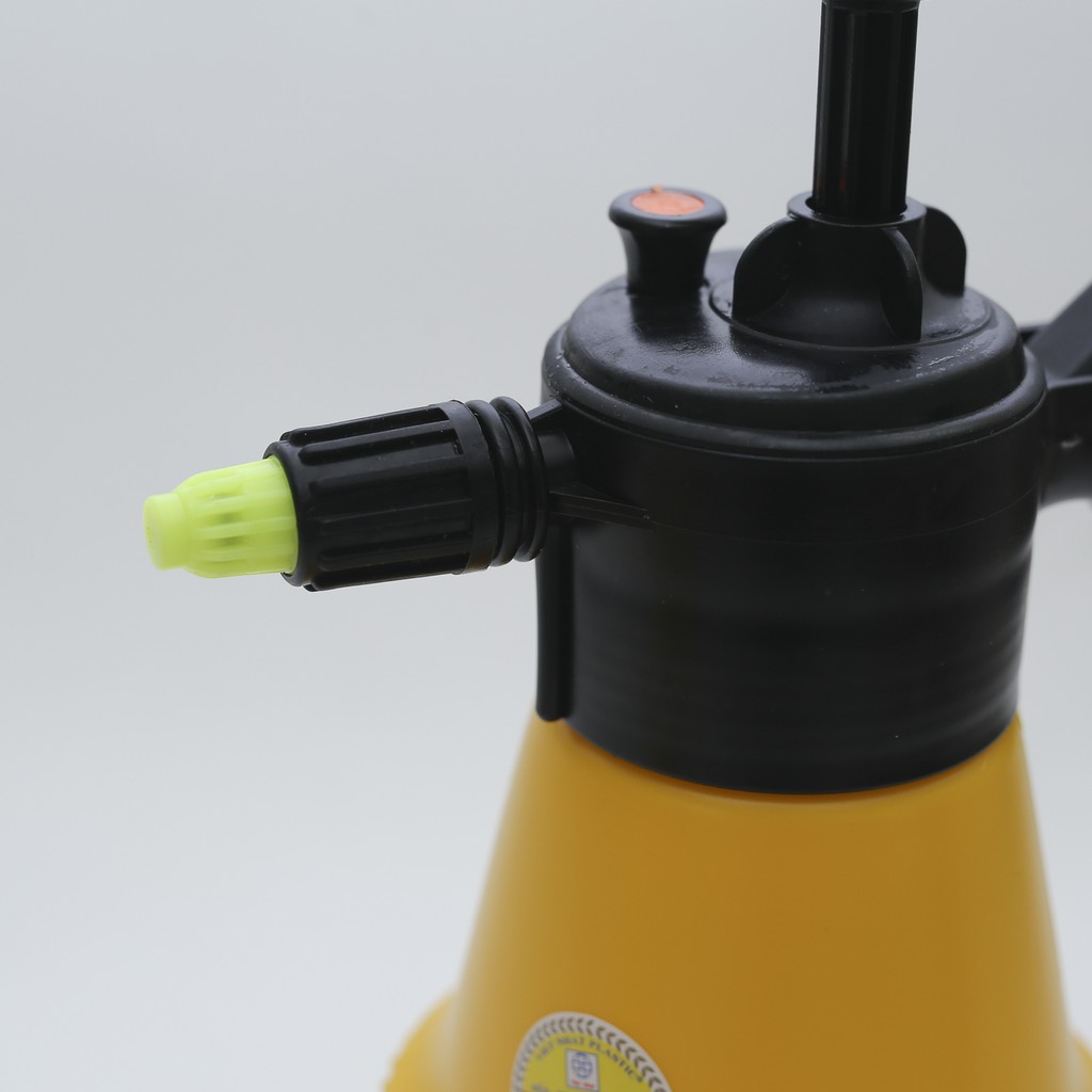 Bình Xịn Nước Vòi Có Điều Chỉnh Nhiều Chế Độ Phun Dung Tích 2 Lít Chất Liệu Nhựa Cao Cấp Viêt Nhật