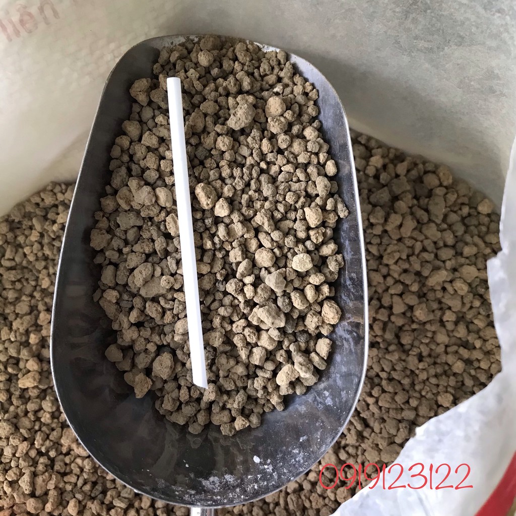 1 kg Đất nền Super Hard Akadama size S