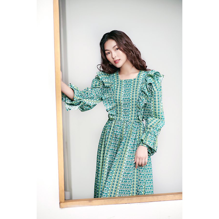 LIIN - Đầm cổ vuông dáng dài, thiết kế bèo xinh xắn, nữ tính | BigBuy360 - bigbuy360.vn