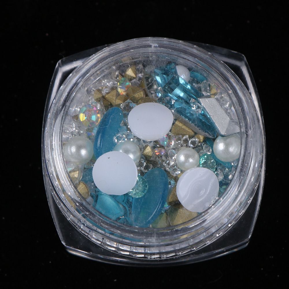 Đá kim tuyến đính móng trang trí