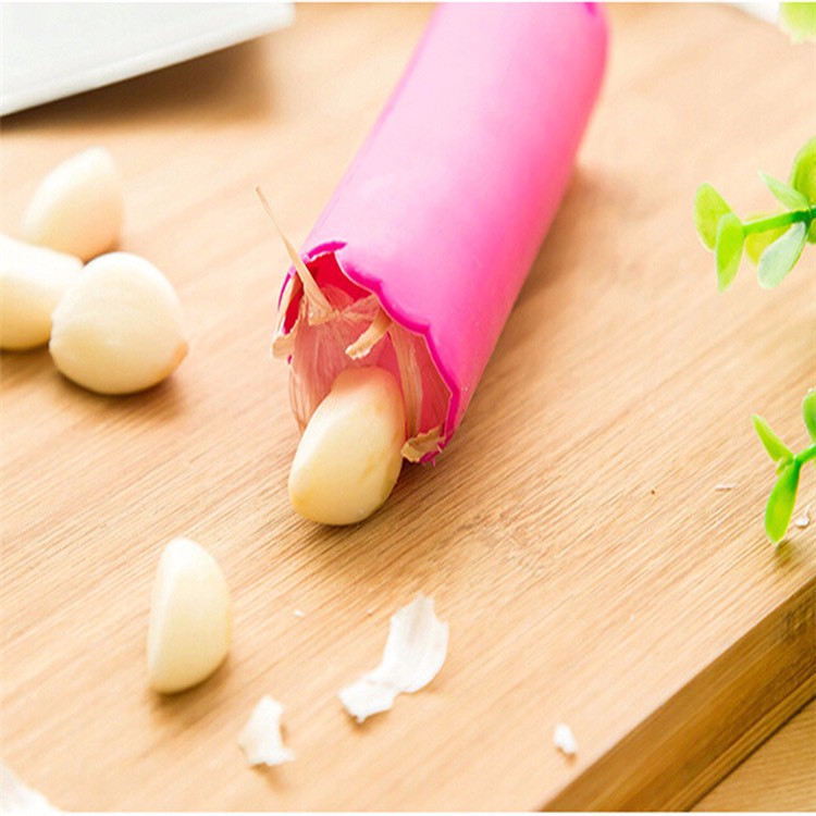 Bóc vỏ tỏi tiện dụng bằng silicone 88121 shop tiện ích 777