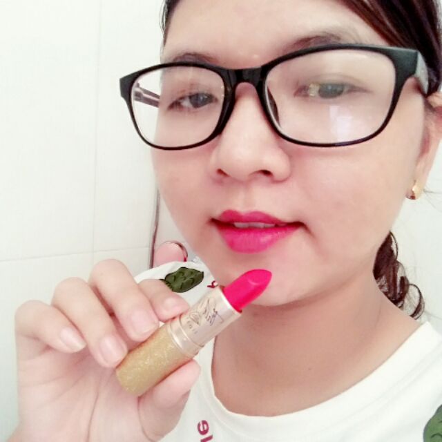Son Hồng cánh sen.