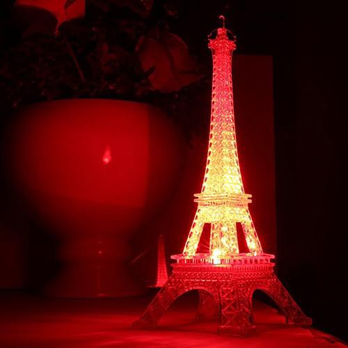Mô hình tháp Eiffel gắn đèn LED nhiều màu trang trí quà tặng sinh nhật