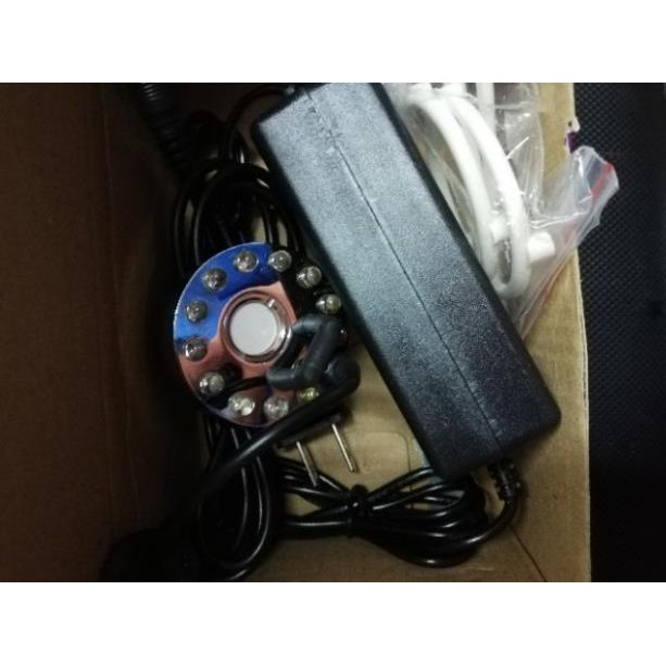 Máy tạo khói có đèn đổi màu