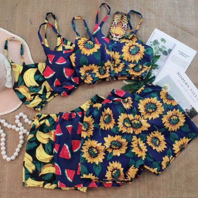 Set bikini hoa quả rực rỡ