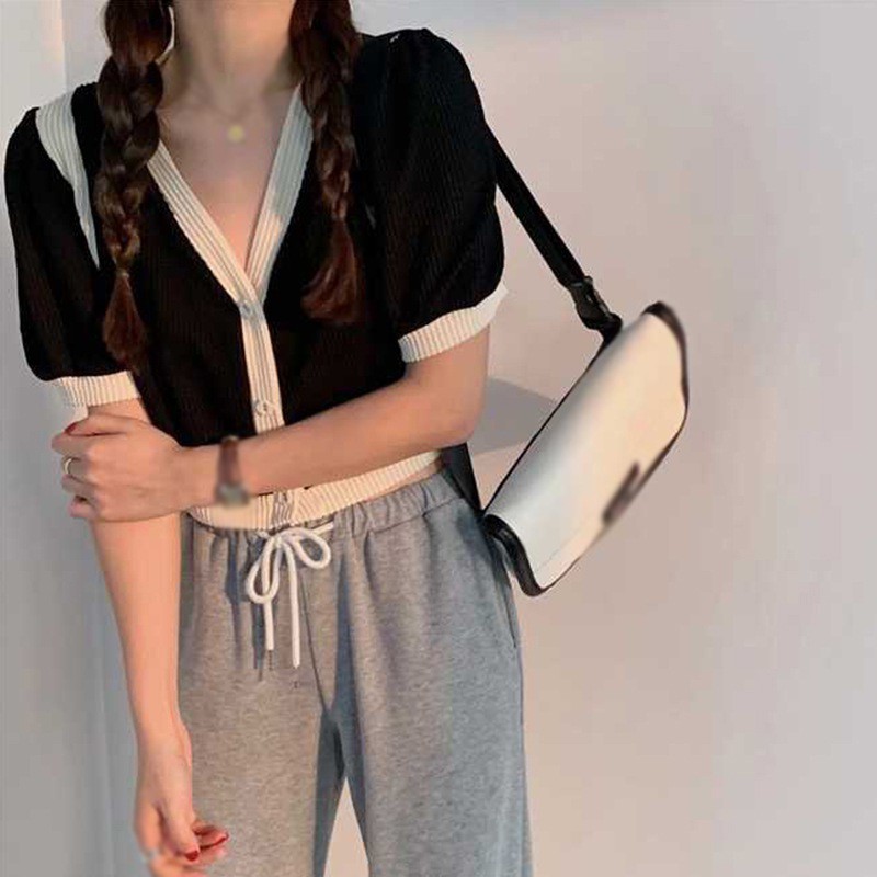 Áo Nữ Tay Ngắn Cổ Chữ V Thời Trang Quyến Rũ