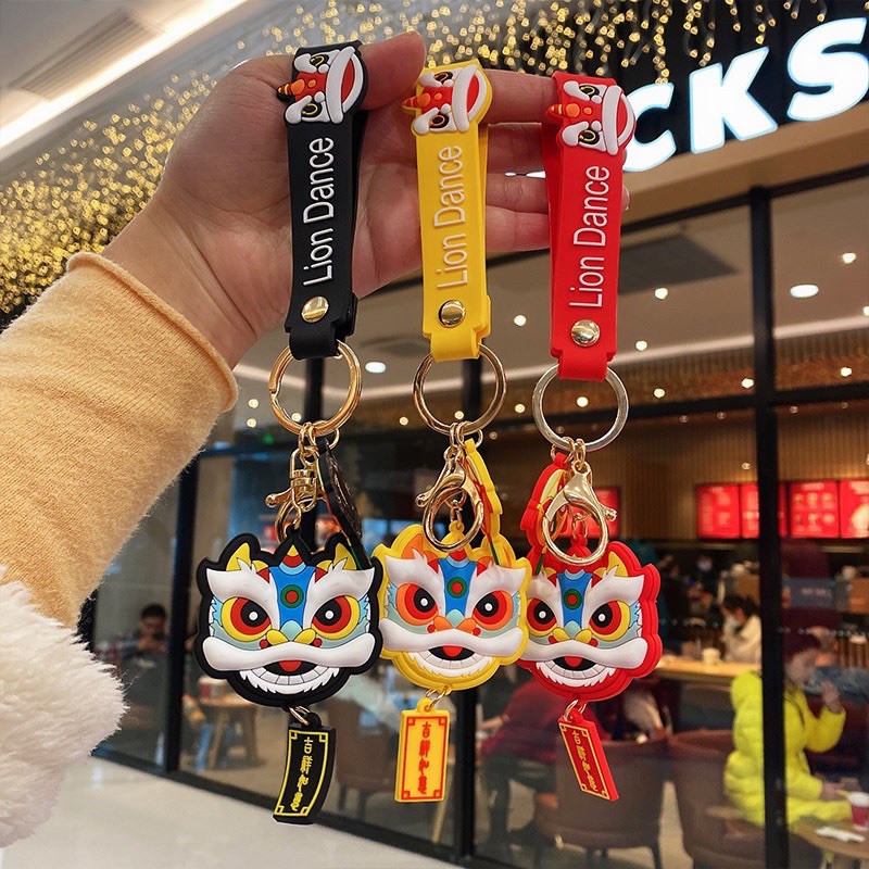 Móc khoá đầu lân may mắn hot trend 2021