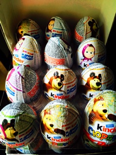 Socola trứng Kinder Nga