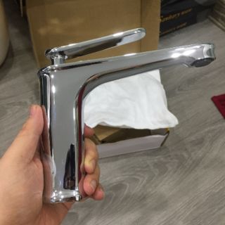 Vòi lavabo nóng lạnh