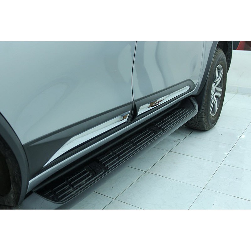 Nẹp Sườn, Nẹp Hông xe Toyota Fortuner , Hilux 2017 2018 2019 2020 2021 2022 2023- BẢN TO 2 MÀU