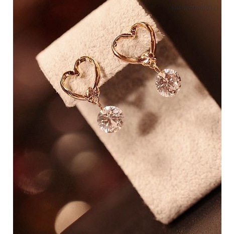 1 đôi bông tai hình trái tim đính đá zircon thời trang cho nữ