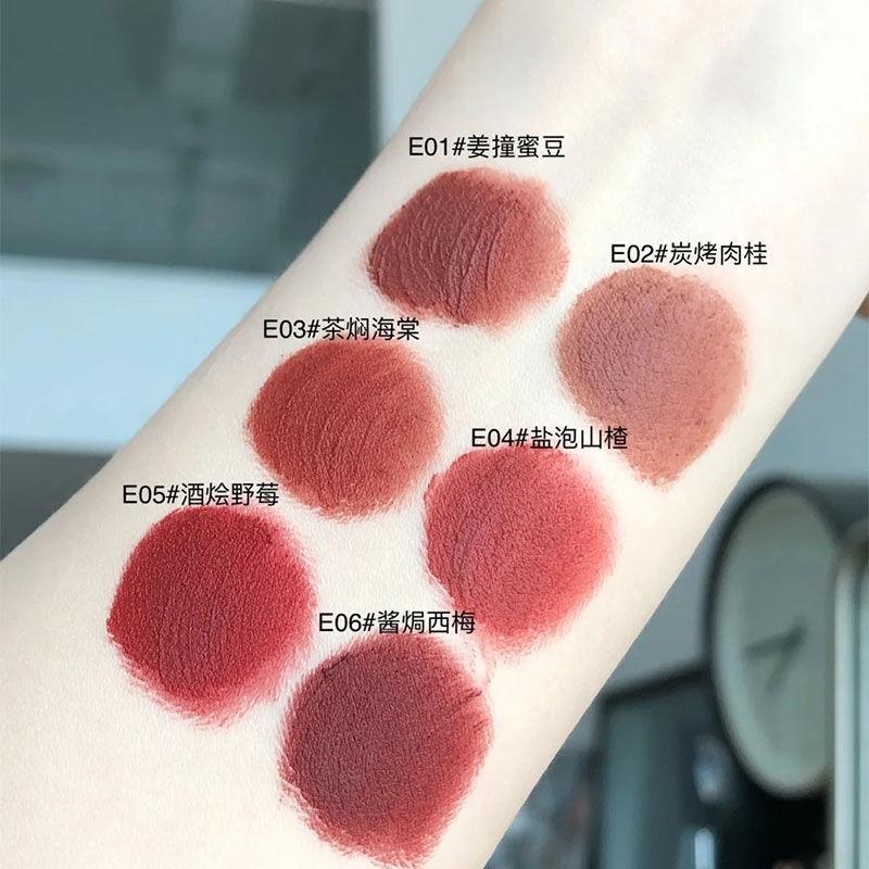 Son Kem Lì INTO YOU Trang Điểm Môi Mịn Màng Như Bùn Trắng Trơn Dành Cho Học Sinh