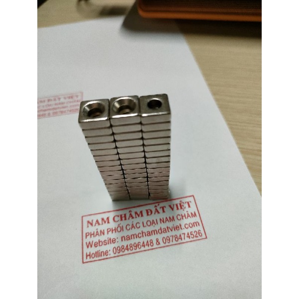 nam châm viên vuông 10*10*4mm lỗ
