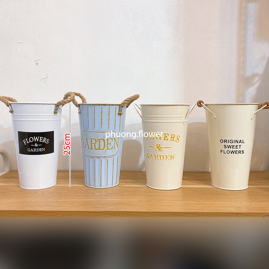Chậu sắt xô cắm hoa bình kim loại decor vintage trang trí nhiều mẫu size sơn tĩnh điện in chữ Garden sáng bóng bền đẹp