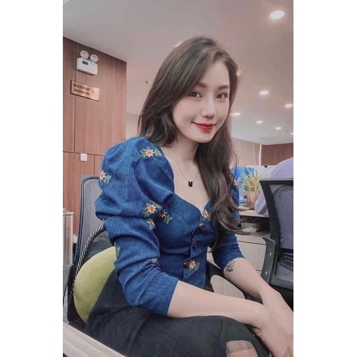 🍂🍂Áo nhung tăm hoạ tiết hoa xinh,cổ tim ngực tay bồng