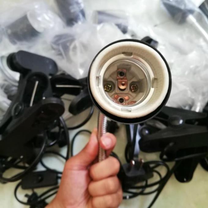 Kẹp đèn xoay 360 độ cho thú cưng bò sát .