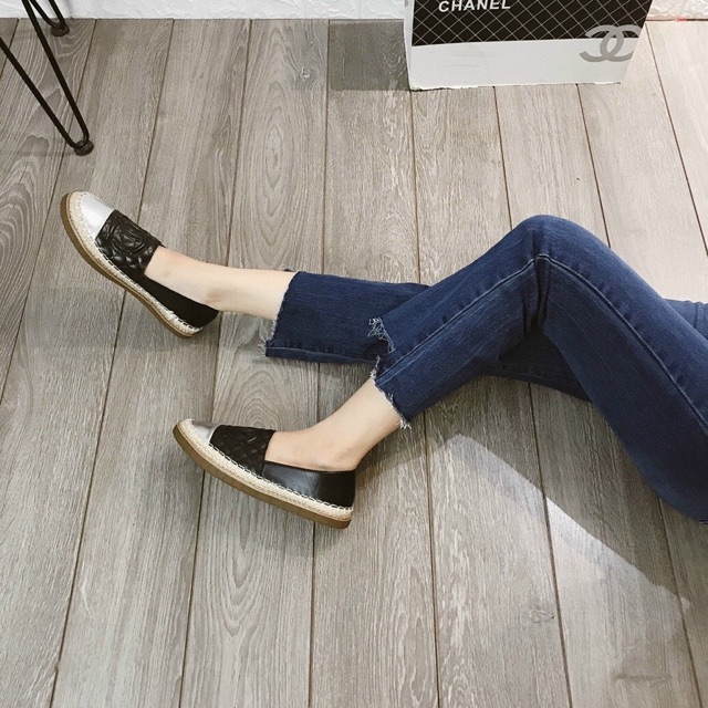 Giày slipon mũi bạc đế cói | BigBuy360 - bigbuy360.vn