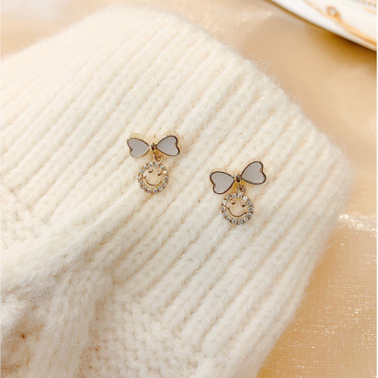 Bông Tai Hình Nơ Đính Đá Lấp Lánh Dễ Thương Phong Cách Hàn Quốc Cho Nữ