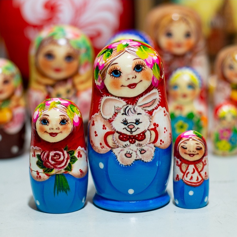 CÁC BỘ BÚP BÊ NGA MATRYOSHKA 3 LỚP CỠ NHỎ -QUÀ LƯU NIỆM RẤT ĐẸP VÀ ĐỘC ĐÁO CHO BÉ