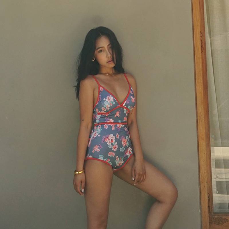 Bộ Đồ Bơi Dáng Ôm Thiết Kế Quyến Rũ Thời Trang Mùa Xuân Cho Nữ | BigBuy360 - bigbuy360.vn