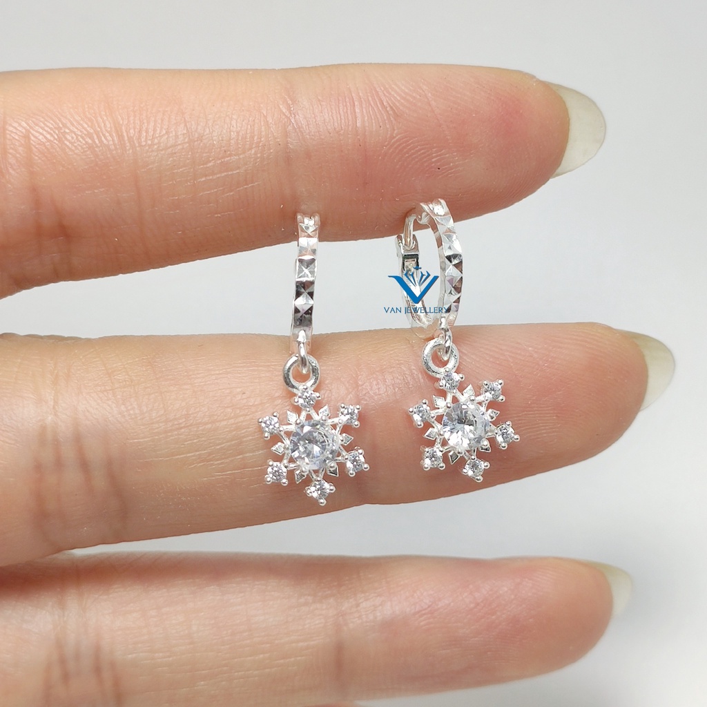 Bông tai bạc Bông Hoa Tuyết điểm đá trắng sáng lấp lánh