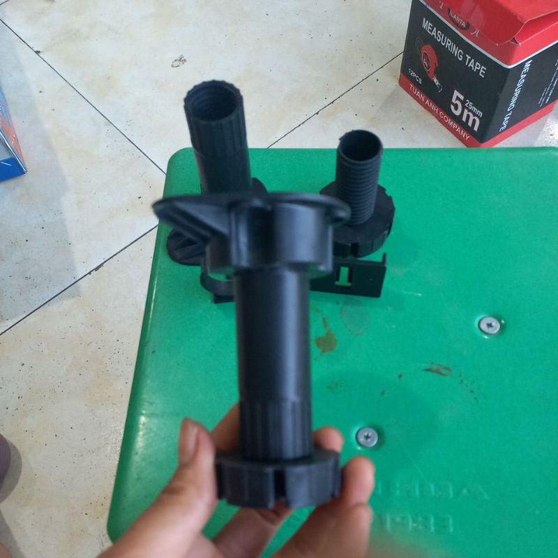 Chân tăng chỉnh tủ bếp bằng nhựa