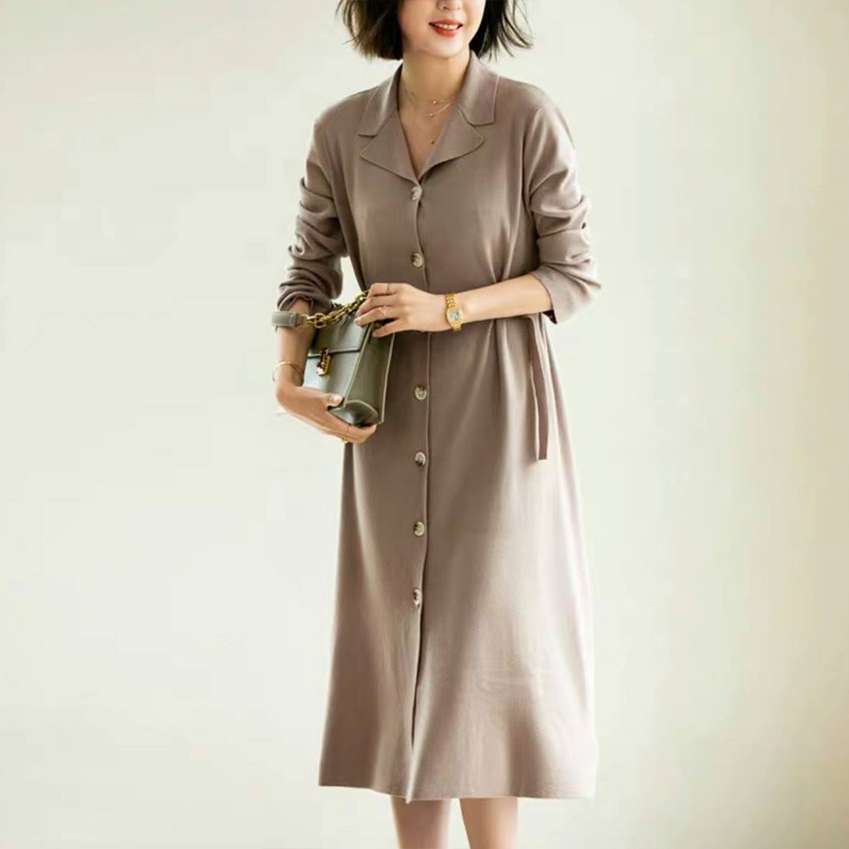 Váy đầm len sơ mi cổ 2 ve Beige