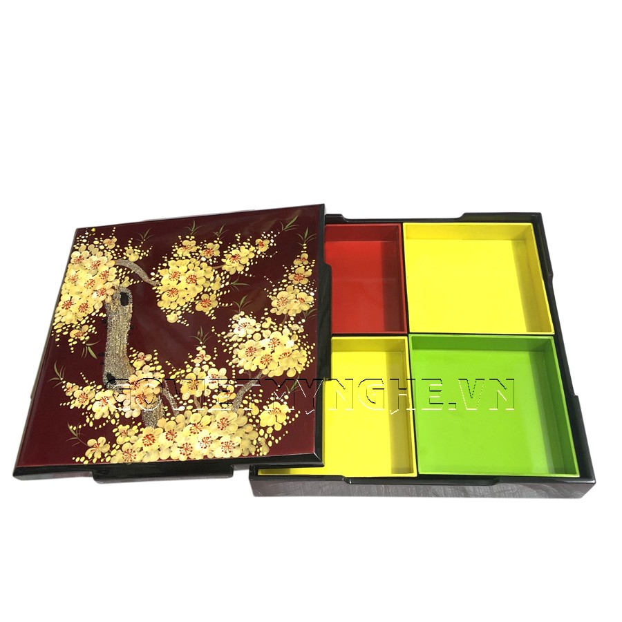 Hộp Mứt Sơn Mài Vuông 30cm - Vẽ hoa mai vàng &amp; nền đỏ