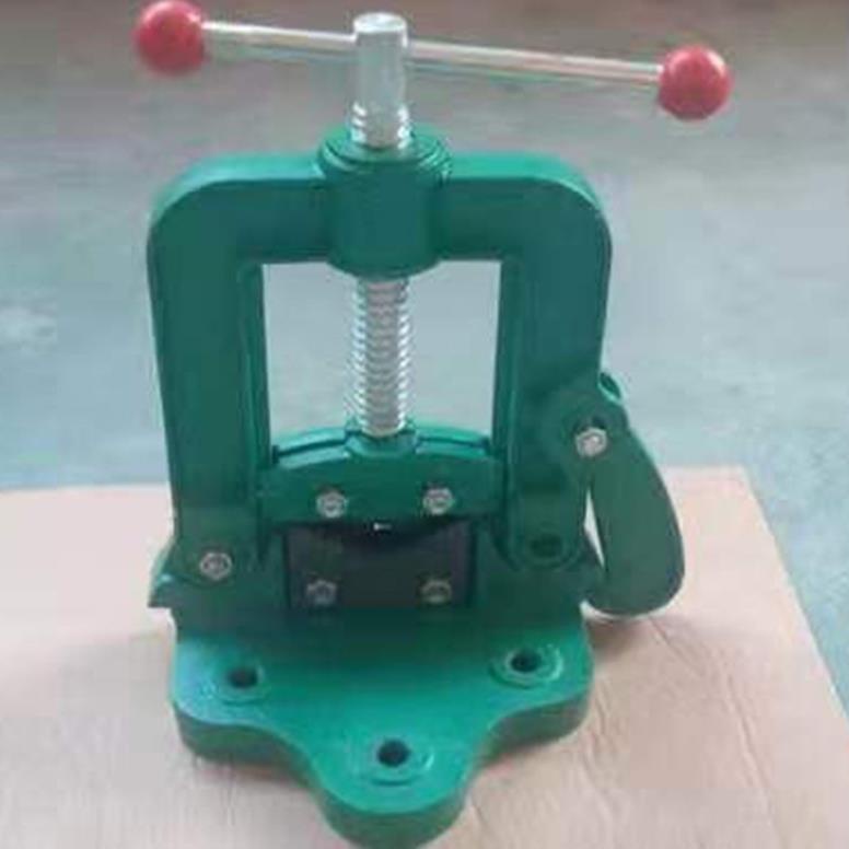 Kìm cố định đường ống nước, vise kìm áp lực đường ống AOTUO, Bộ cố định máy ren ống nước