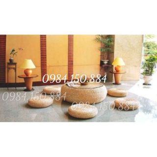 Ghế đôn ngồi bệt đan từ lục bình